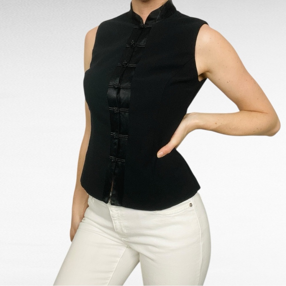 Vintage Black Sleeveless Mandarin Collar Top